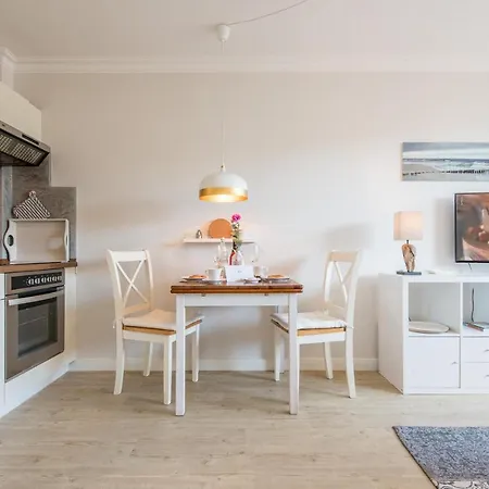 Haus Christianenhöhe, Whg. 10 *